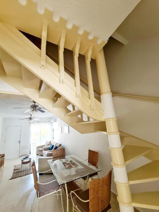 2 Bedroom Townhouse, Close To Paphos Harbour, Use Of Onsite Facilities Dış mekan fotoğraf