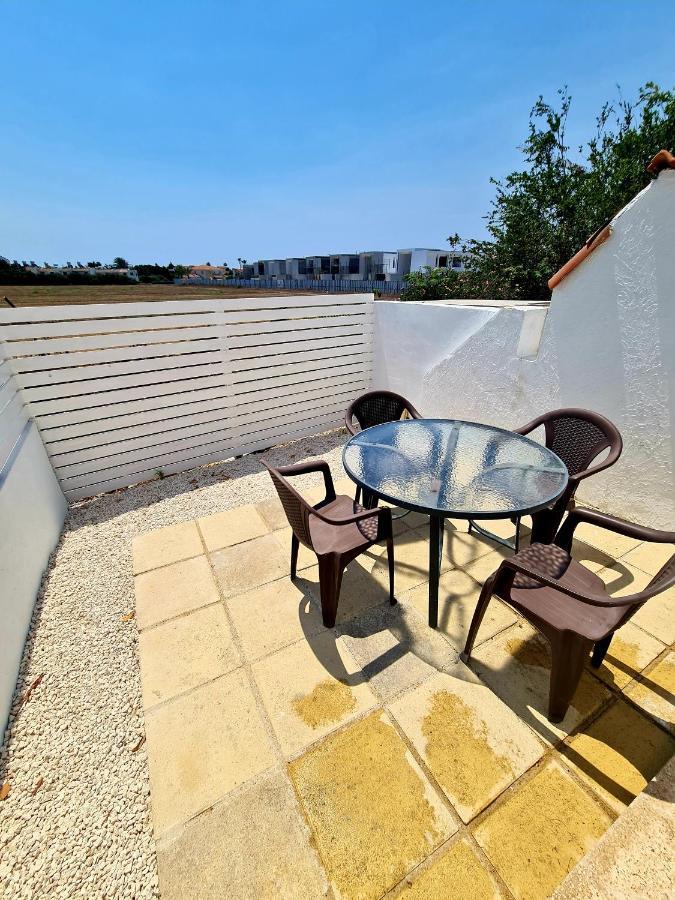 2 Bedroom Townhouse, Close To Paphos Harbour, Use Of Onsite Facilities Dış mekan fotoğraf
